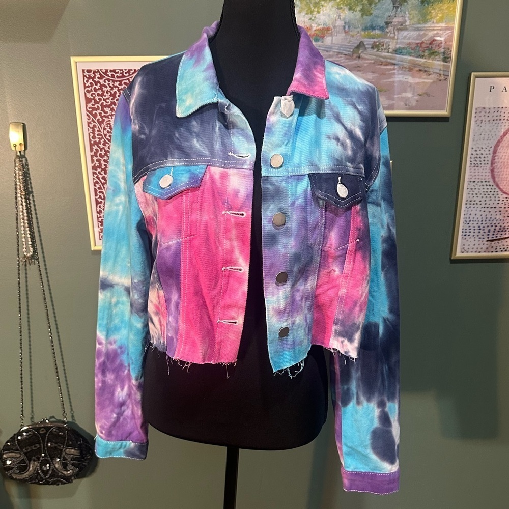 NWT Fashion Nova Tie-Dye Denim Jacket size S 👑
